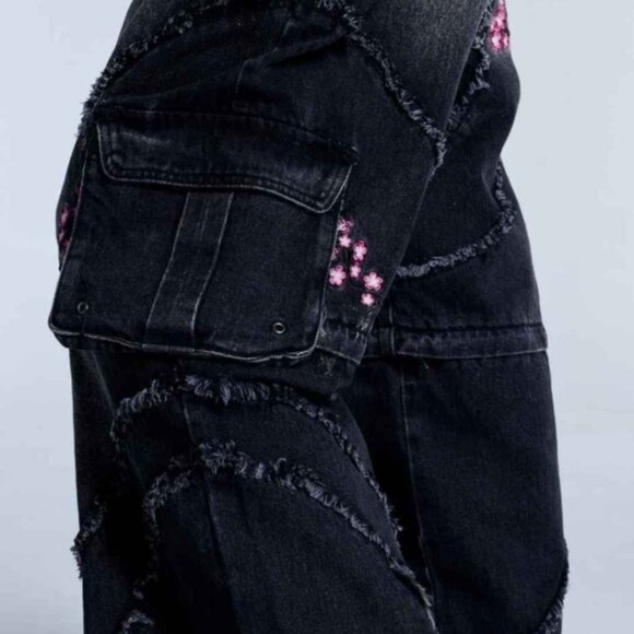 Unpractical Denim Sakura Convertible Black / Grey Denim Cargo Jeans to Shorts - Picture 2 of 6